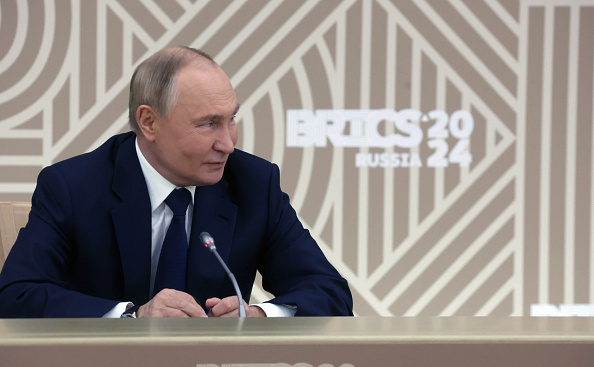 O presidente russo, Vladimir Putin, se encontra com líderes mundiais do BRICS na Rússia. 18/10/2024