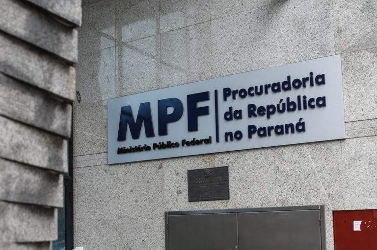 MPF abre inquérito pedindo que Suíça repare Brasil por escravidão