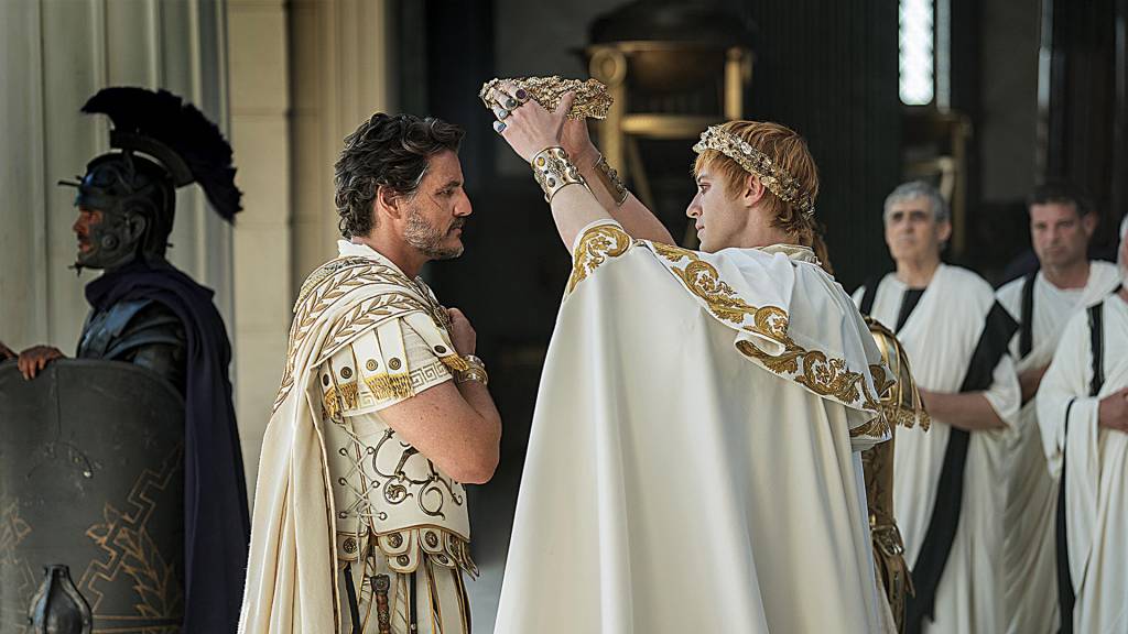 3—MV5BOTZlZDU1ZTYtZDJmYi00NDAyLTlkNGUtOGI3ODJjMDI4NDJlXkEyXkFqcGc@._V1_.jpg PERIGO - Pedro Pascal (Acacius) e Joseph Quinn (Geta): o general que teme ser mais popular que o imperador
