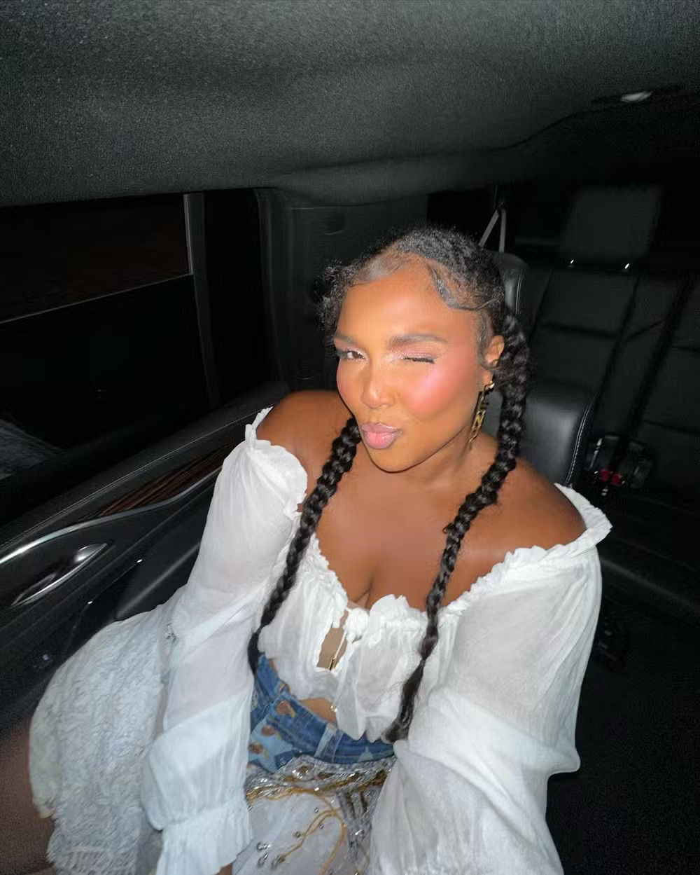 468081903-18487485784032779-4788876374617290043-n A cantora Lizzo postou foto de seu novo visual