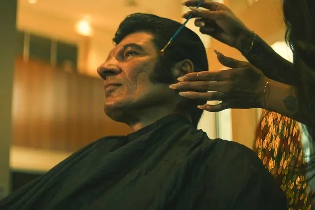 A criminosa rivalidade entre covers de Elvis que quase matou Barack Obama