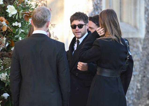 Niall Horan no funeral de Liam Payne, ex-companheiro de One direction Niall Horan no funeral de Liam Payne, ex-companheiro de One direction