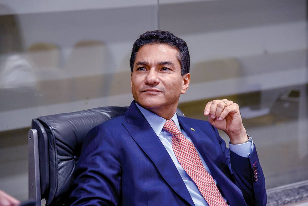 2D-(2)—MARCOS-PEREIRA-2024-3-c DE OLHO - Marcos Pereira: cacique e bispo da Universal pode virar ministro