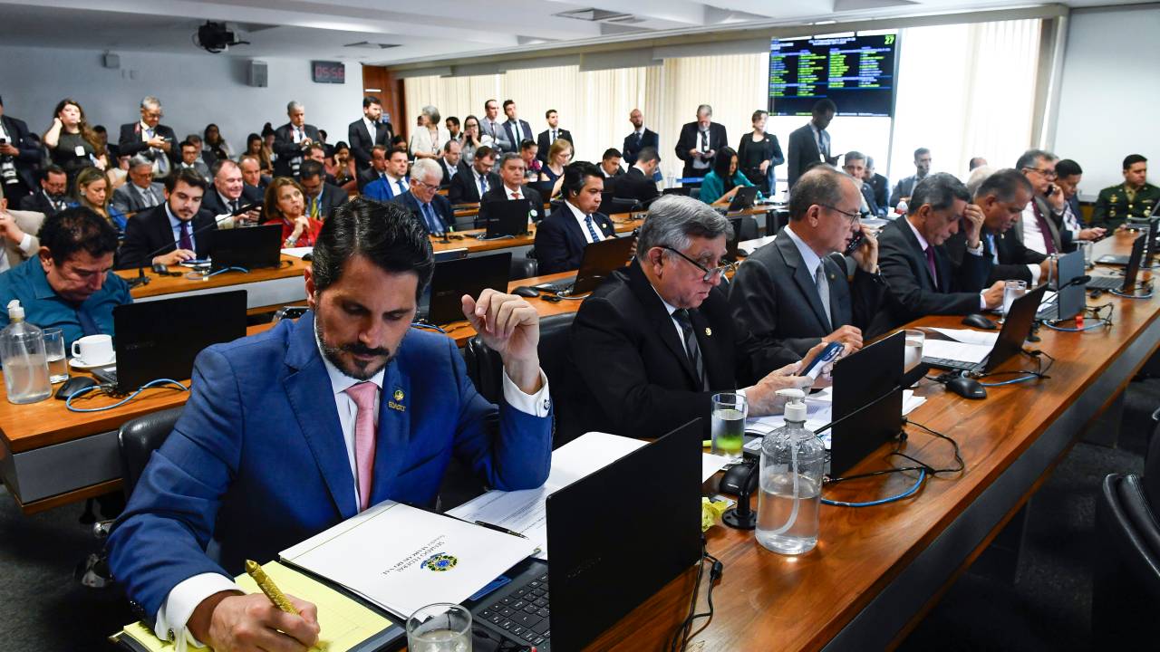 Reunião da Comissão de Constituição, Justiça e Cidadania (CCJ) no dia 10 de dezembro