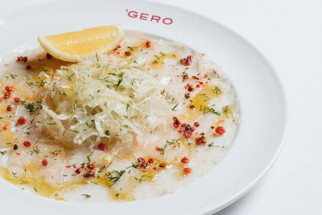 Gero Salvador – Ceia de Natal – Carpaccio de robalo com dill, erva doce e pimenta rosa Gero Salvador – Ceia de Natal – Carpaccio de robalo com dill, erva doce e pimenta rosa