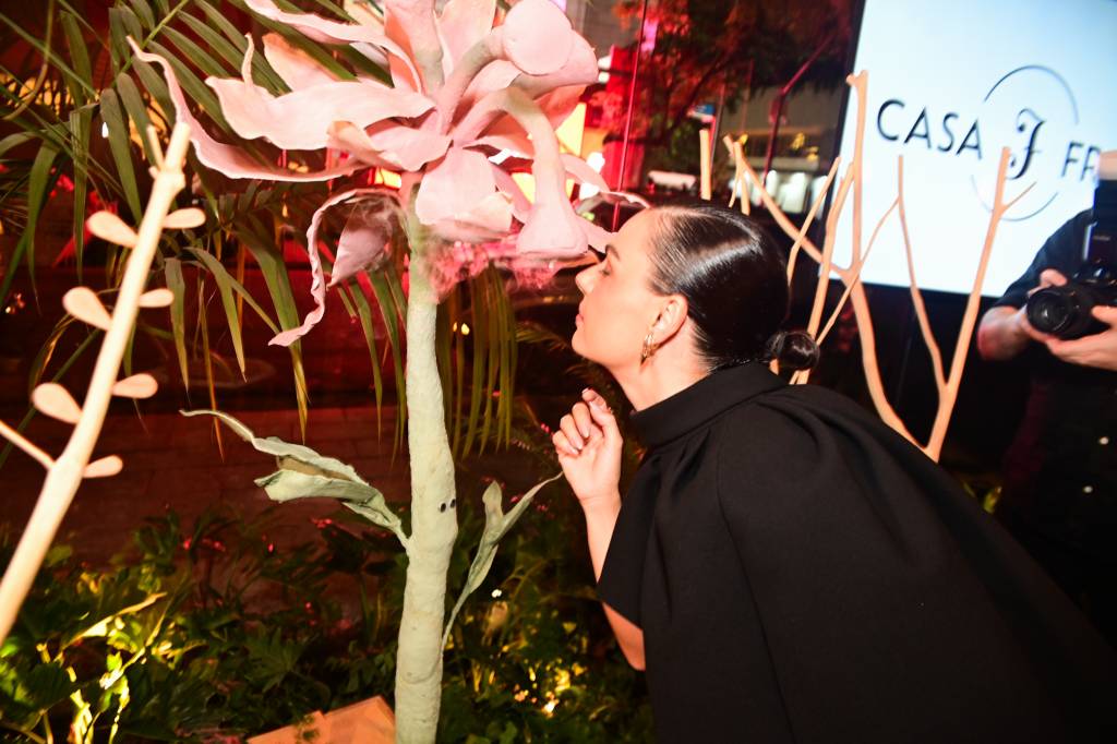 O curioso ponto de partida de Isis Valverde para construir suas personagens