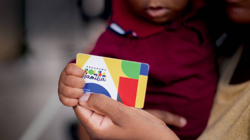 2 – 53628083405_9eff29bda1_o.jpg DESVIRTUAMENTO - Bolsa Família: beneficiários gastaram 3 bilhões de reais em um mês