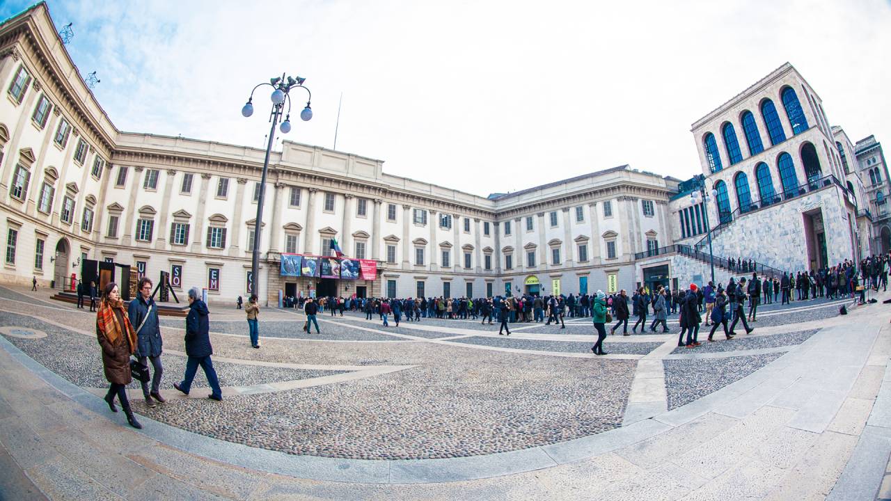 PORTAS ABERTAS - Palazzo Reale: sede da mostra de obras recuperadas dos bandidos