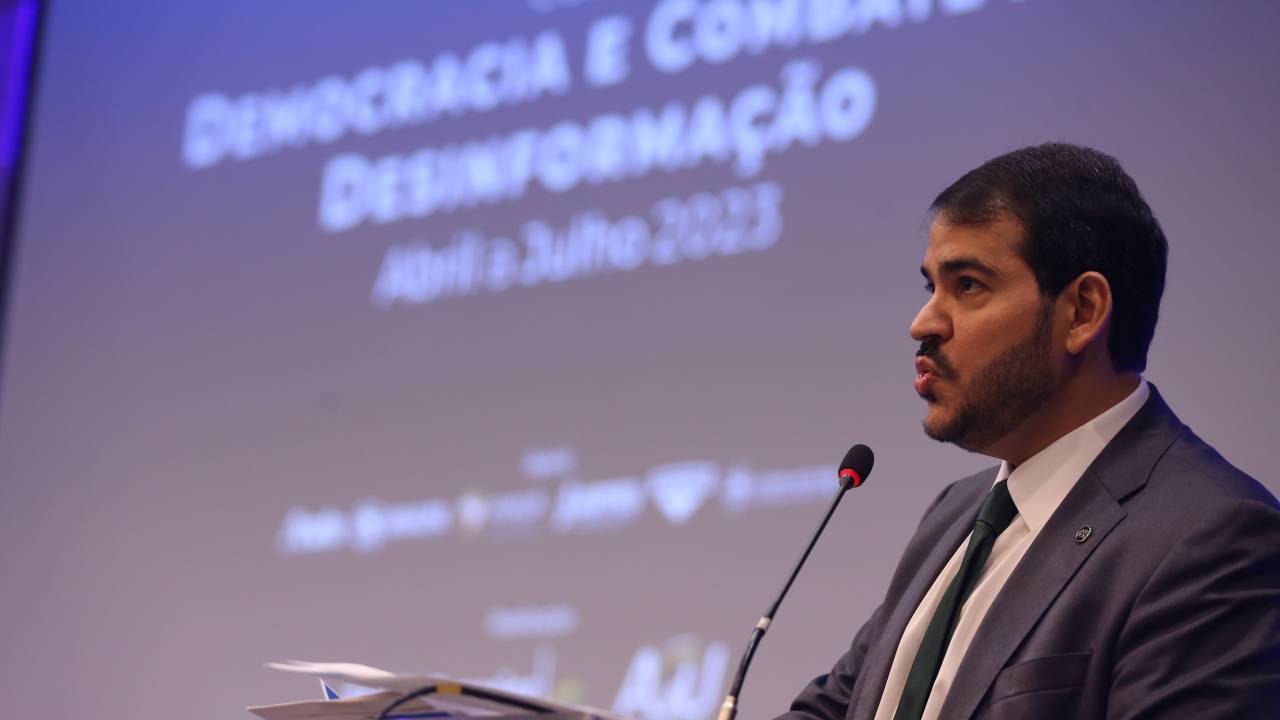 AGU