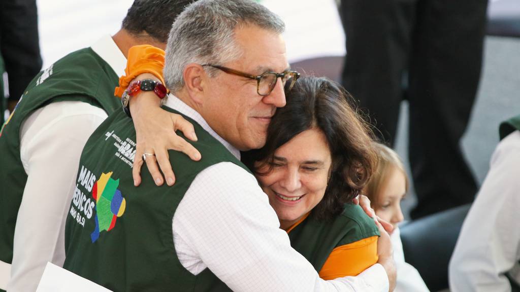 Padilha é peça-chave na longa disputa entre Centrão e PT pela Saúde