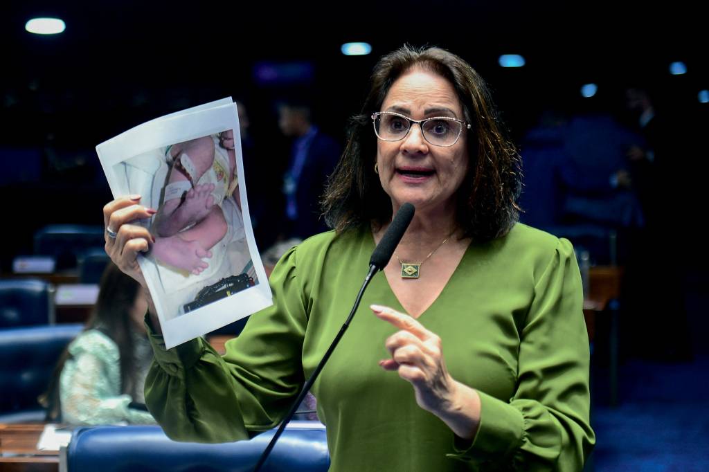 Parlamentares bolsonaristas preparam atuação barulhenta nas comissões do Congresso