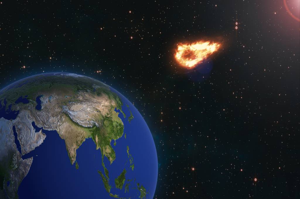 As chances de um asteroide cair na Terra aumentaram. Há motivo para alarde?