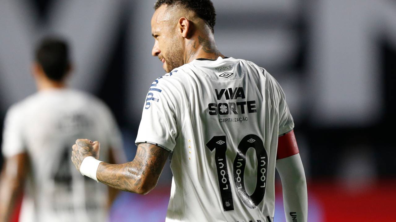 Neymar Jr. atuando pelo Santos