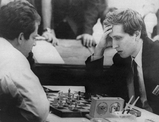 Chess Game Between Bobby Fischer and Boris Spassky Chess Game Between Bobby Fischer and Boris Spassky