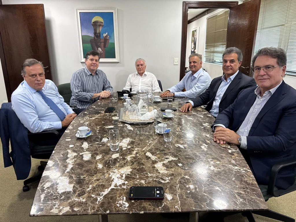 Podemos e MDB: as conversas de Aécio sobre futuro do PSDB