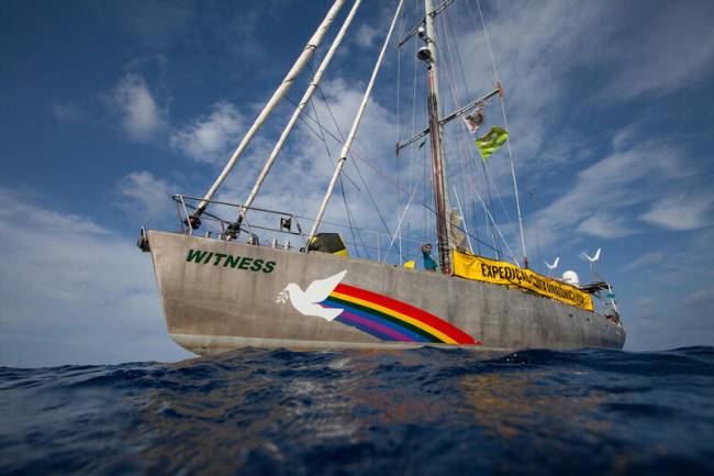 barco do Greenpeace para pesquisas na Margem Equatorial barco do Greenpeace para pesquisas na Margem Equatorial