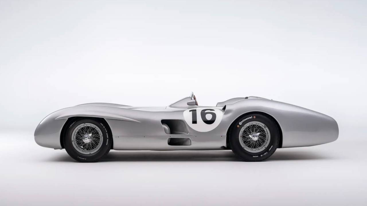 Mercedes W 196 R Streamliner leiloado por R$ 310 milhões
