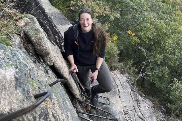 A Capitã Rebecca M Lobach, natural de Durham, na Carolina do Norte.