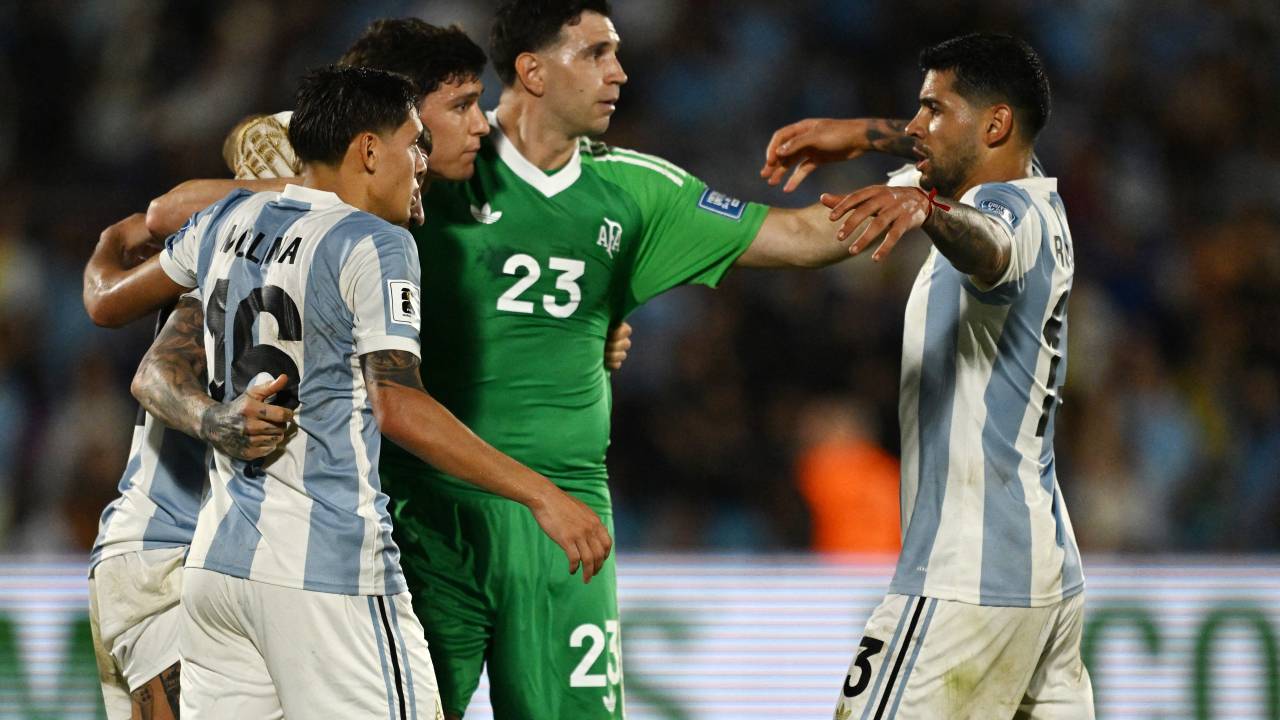 CLASSIFICADOS - Com empate sem gols entre Bolívia e Uruguai, seleção da Argentina garante participação na Copa de 2026 -