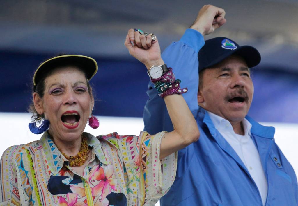 Nomeação de esposa de Ortega como chefe do Exército fortalece domínio sobre Nicarágua