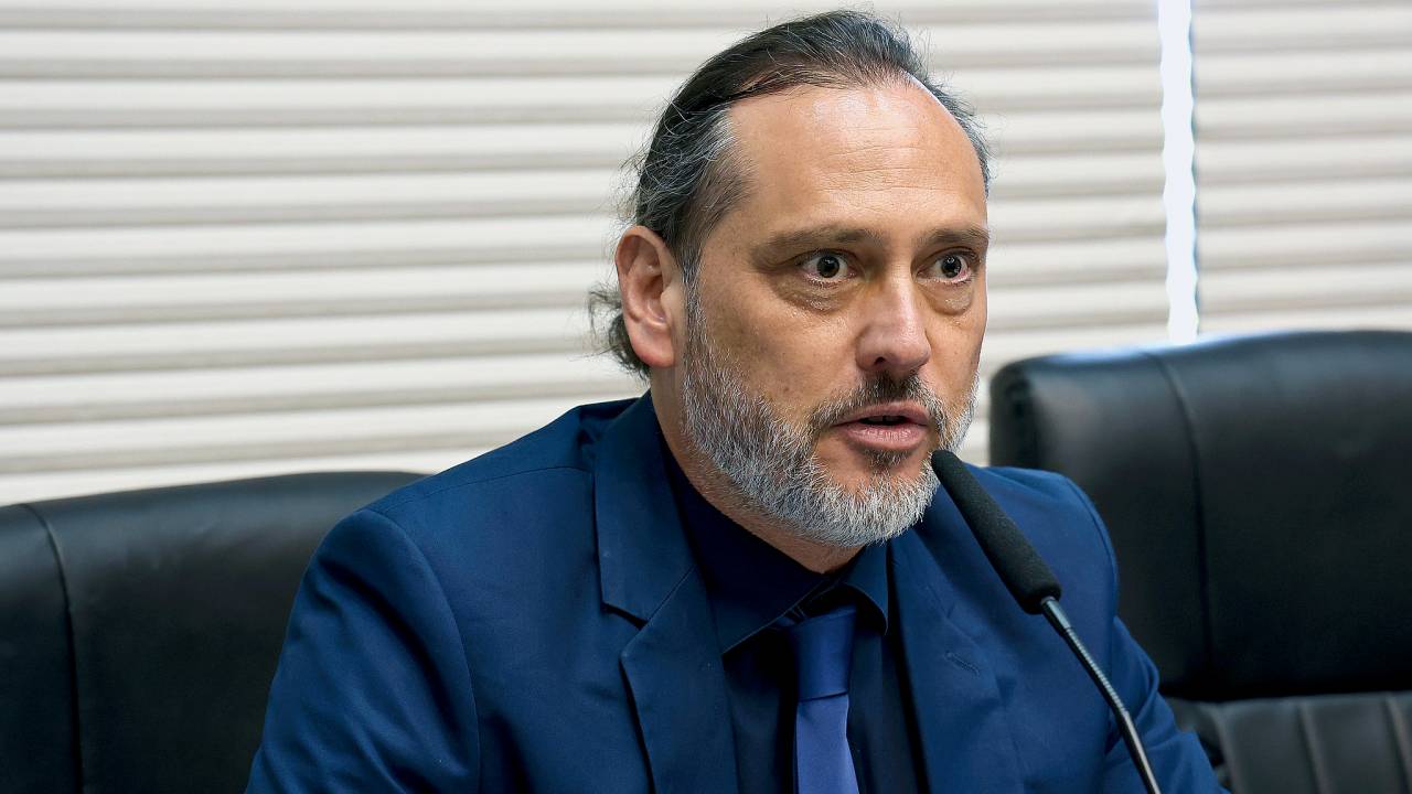 PAUTA - Pablo Bello: pressão em reuniões para tirar o WhatsApp da lista de aplicativos sujeitos à regulamentação