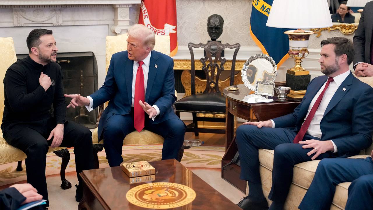 VEXAME - Trump e Vance enquadram Zelensky no Salão Oval: realinhamento global à base de grito e dedo em riste