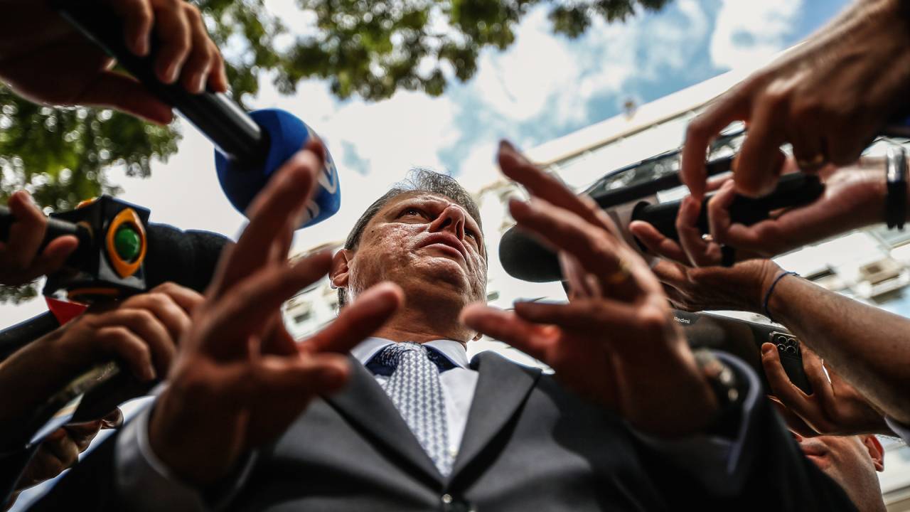 JOGANDO PARADO - O político do Republicanos: aumento de prestígio e subida na bolsa de apostas
