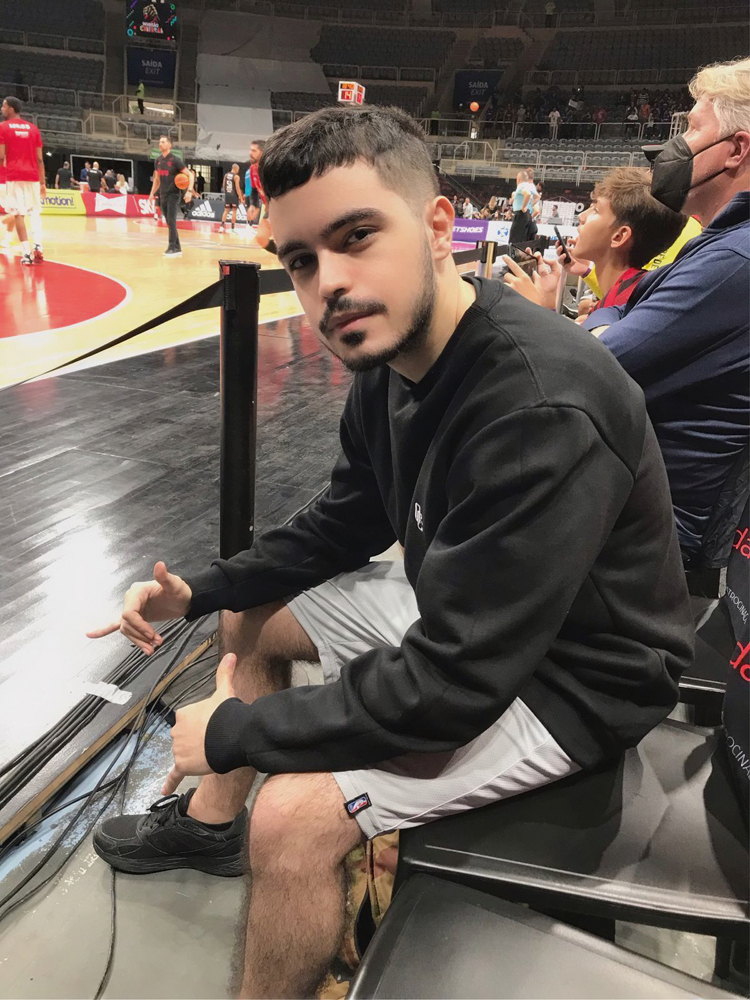 PERSONAGEM-JOAO.jpeg MUDANÇA DE ÓTICA - O empresário João Cibelli, 24 anos, era adepto das relações rápidas e casuais na adolescência, mas aí veio a vida adulta e ele passou a valorizar outro tipo de vínculo. “Percebi que é mais legal encontrar uma pessoa e criar uma conexão”, afirma