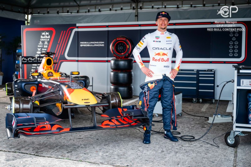 RB7 .