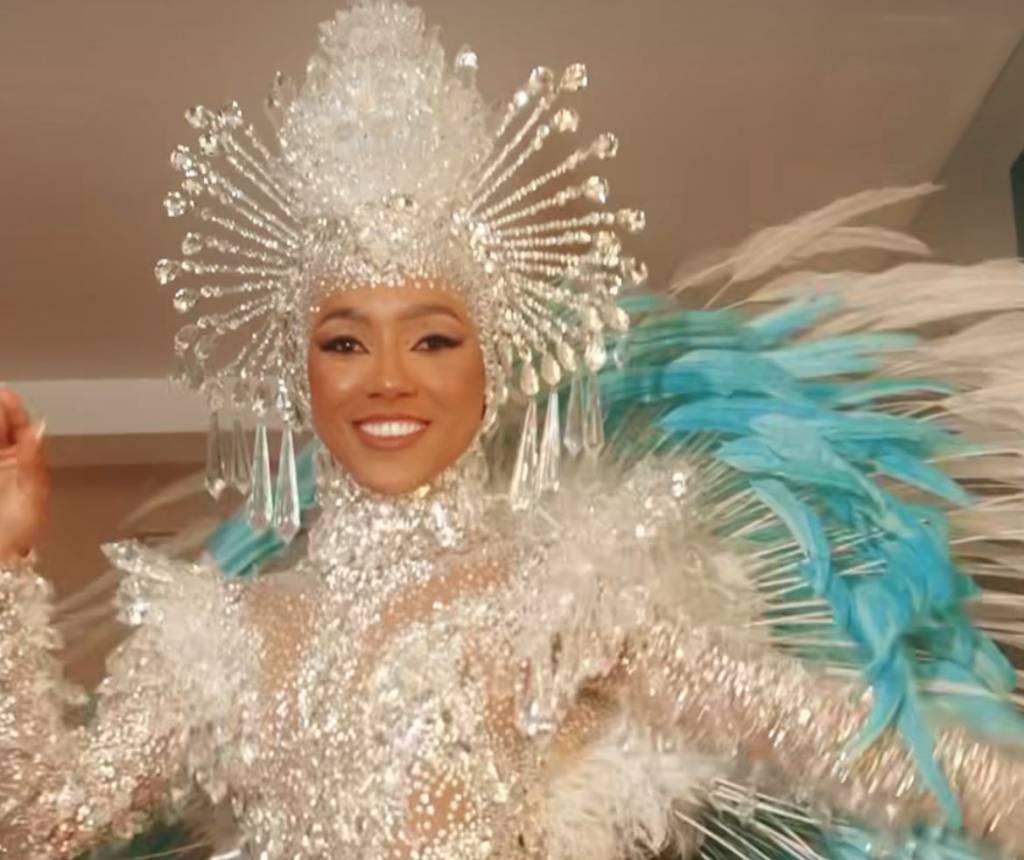 Rainha da Tuiuti se atrasa para desfile na Sapucaí