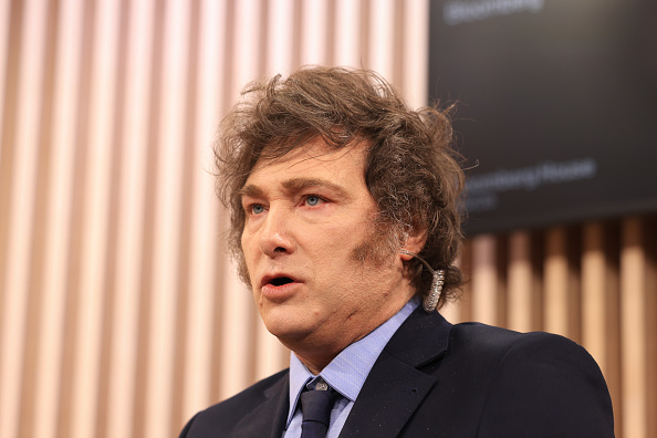 Argentina negocia empréstimo de US$ 20 bilhões com FMI