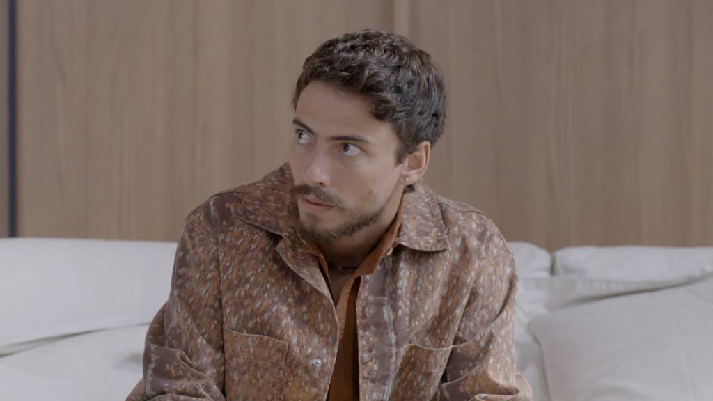 globo-mania-de-voce-ibere-jaffar-bambirra Iberê (Jaffar Bambirra) em cena de 'Mania de Você', novela das 9 da Globo
