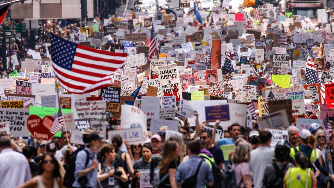PROTESTO - Manifestação reuniu centenas de pessoas em Nova York