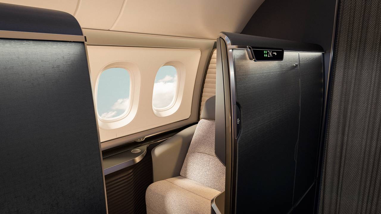 CONFORTO - As cores elegantes e a divisória da British Airways: a privacidade vale ouro