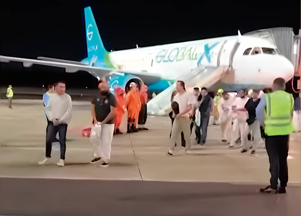1D-(1—detalhezinho)-Captura-de-Tela-2025-04-08-às-12.03.42.png DE VOLTA - Chegada a Manaus: alguns deles não receberam nem aviso prévio