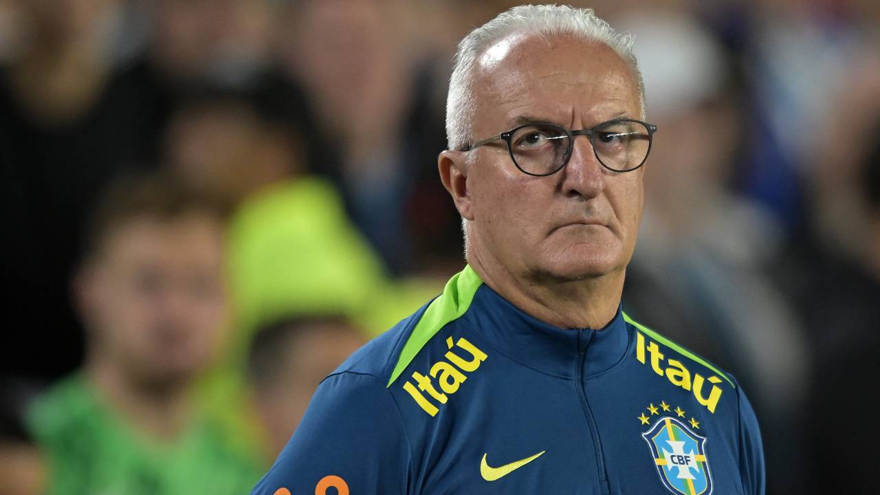 BUENOS AIRES, ARGENTINA - MARCH 25: Dorival Junior, Head Coach of Brazil looks on during the South of American FIFA World Cup 2026 Qualifier between Argentina and Brazil at Estadio Más Monumental Antonio Vespucio Liberti on March 25, 2025 in Buenos Aires, Argentina. (Photo by Marcelo Endelli/Getty Images)
