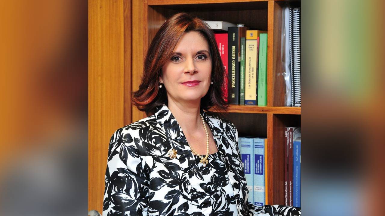 Maria Elizabeth Rocha