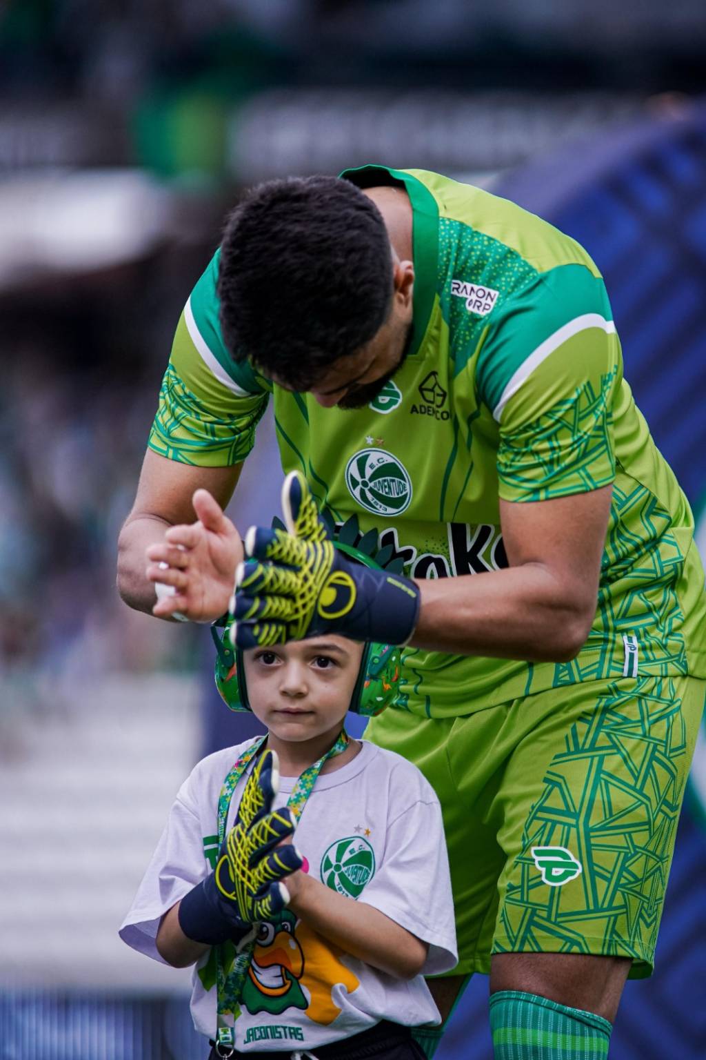 Conheça os clubes que investem em espaços para torcedores autistas