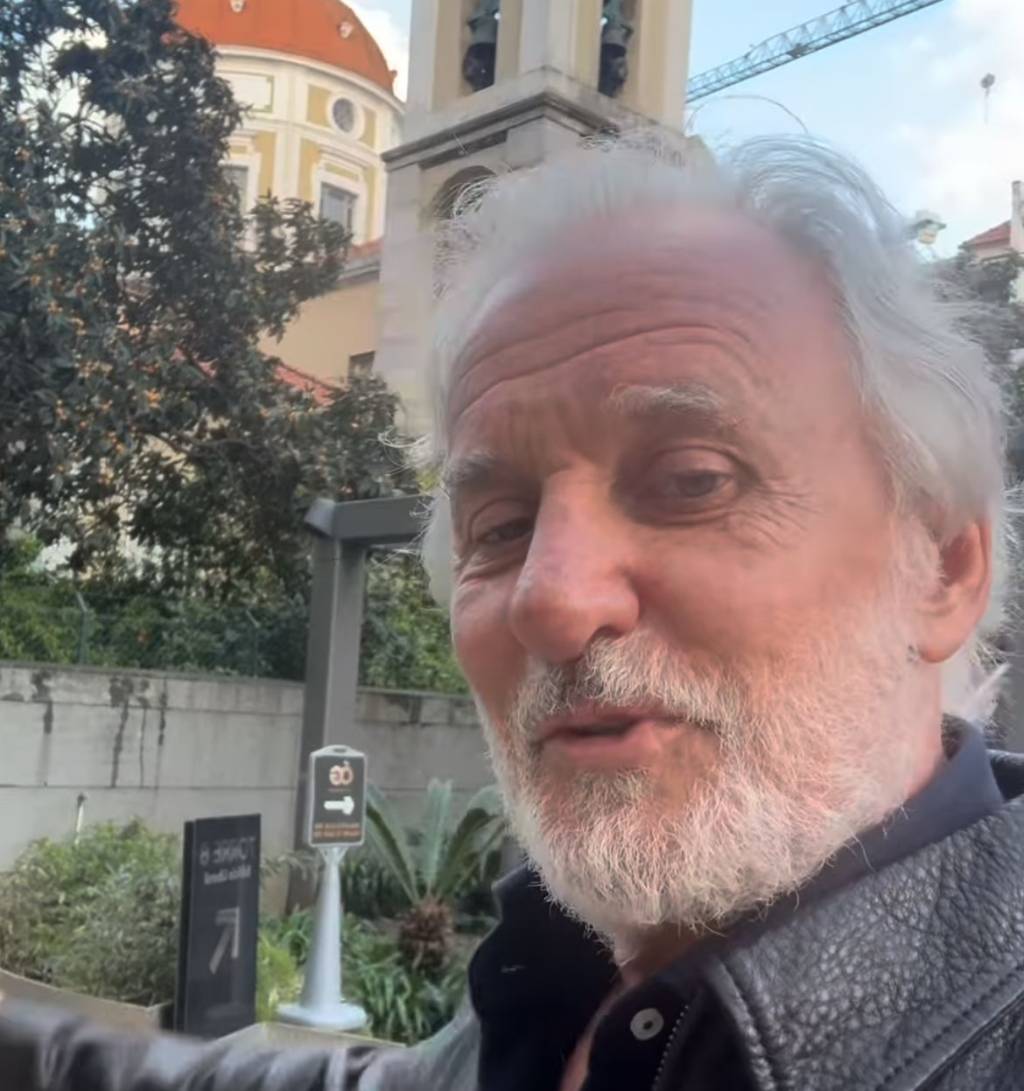 O valor exigido por Otávio Mesquita em processo por danos morais