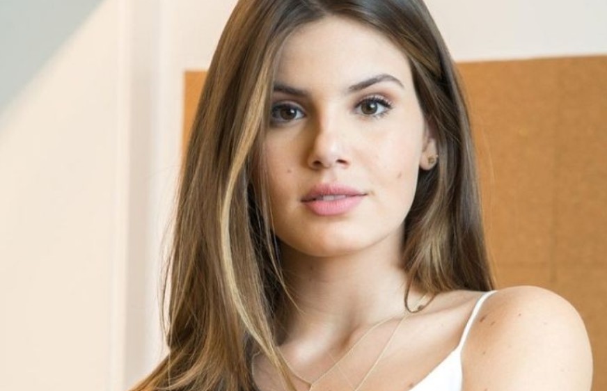 Camila Queiroz