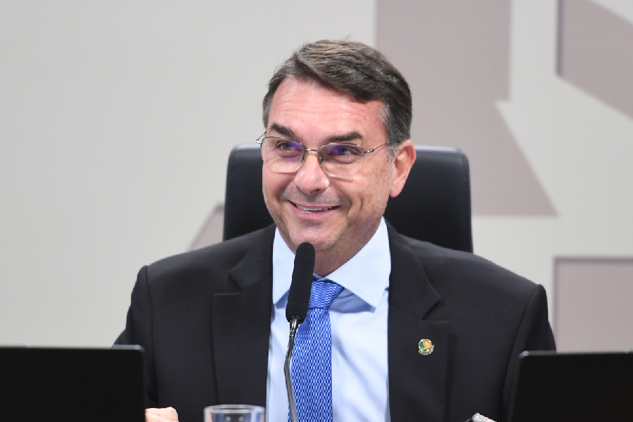 O senador Flávio Bolsonaro (PL-RJ), presidente da Comissão de Segurança Pública (CSP)