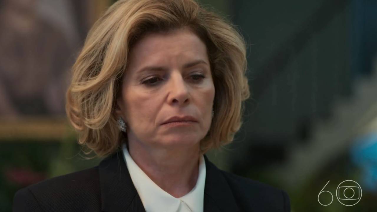 Odete Roitman (Débora Bloch) em 'Vale Tudo', novela das 9 da Globo