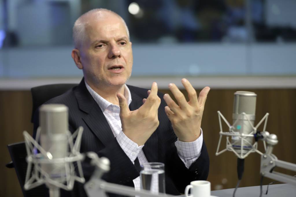 Operação da PF prende ex-presidente do INSS Alessandro Stefanutto