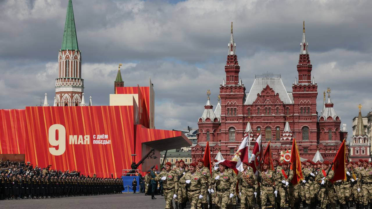 Russian servicemen march during the Victory Day military parade at Red Square in central Moscow on May 9, 2025. Russia celebrates the 80th anniversary of the Soviet Union's victory over Nazi Germany in World War Two (WWII). (Photo by STRINGER / AFP)