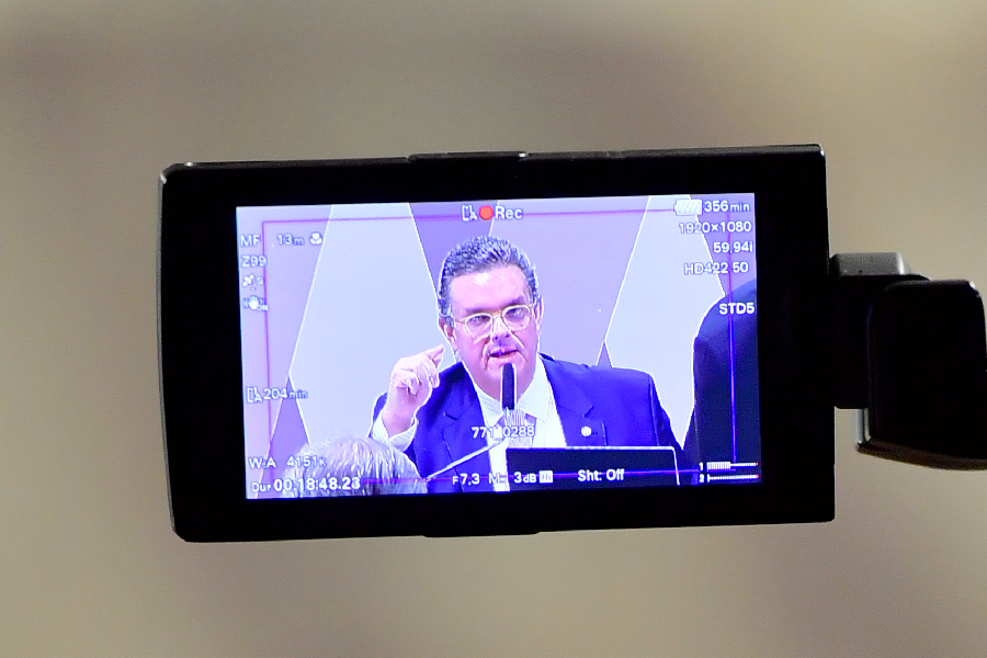 Wolney Queiroz em audiência no Senado