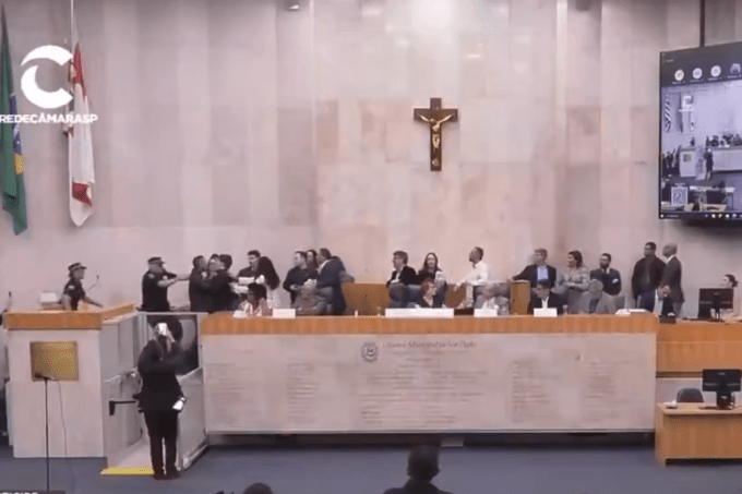 Câmara de São Paulo tem briga entre vereador do PL e presidente de sindicato nesta quinta-feira