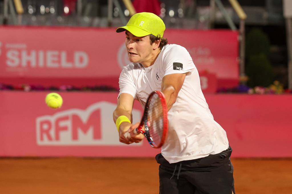 João Fonseca cai na primeira rodada do Masters 1000 de Roma