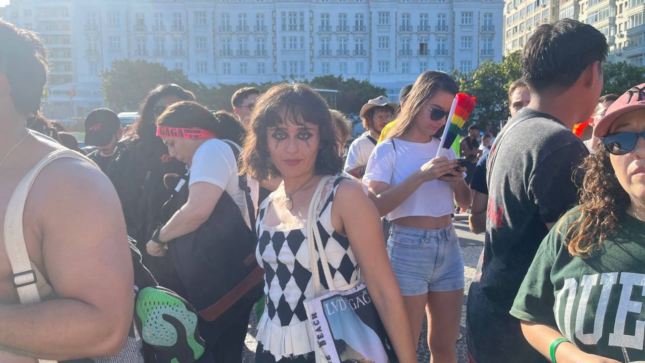 Argentina Gala Rodriguez em Copacabana para o show da Lady Gaga