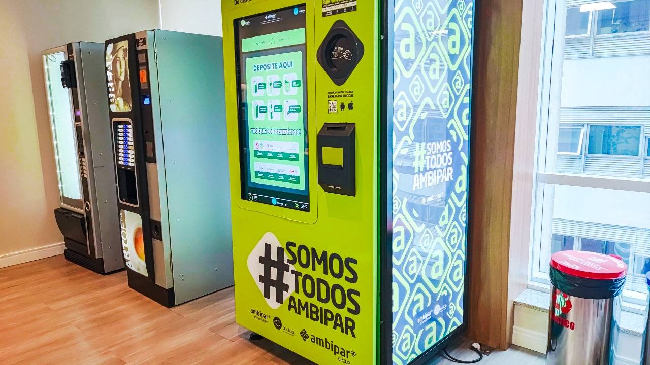máquinas de coleta de recicláveis