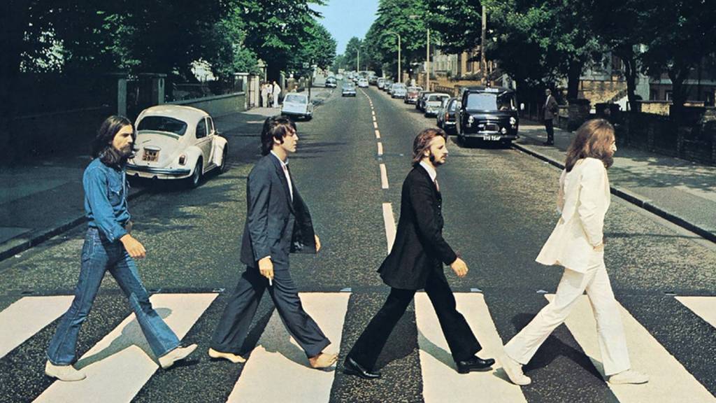 O sonho não acabou: vestuário dos Beatles volta à cena em lançamentos de grifes prestigiadas